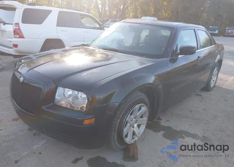 2006 Chrysler 300 из США, поврежденный, VIN 2C3KA43R16H281628
